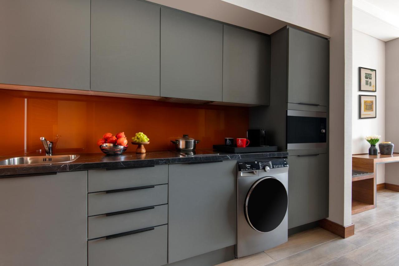 Swissotel Living Djedda Buitenkant foto A modern kitchen